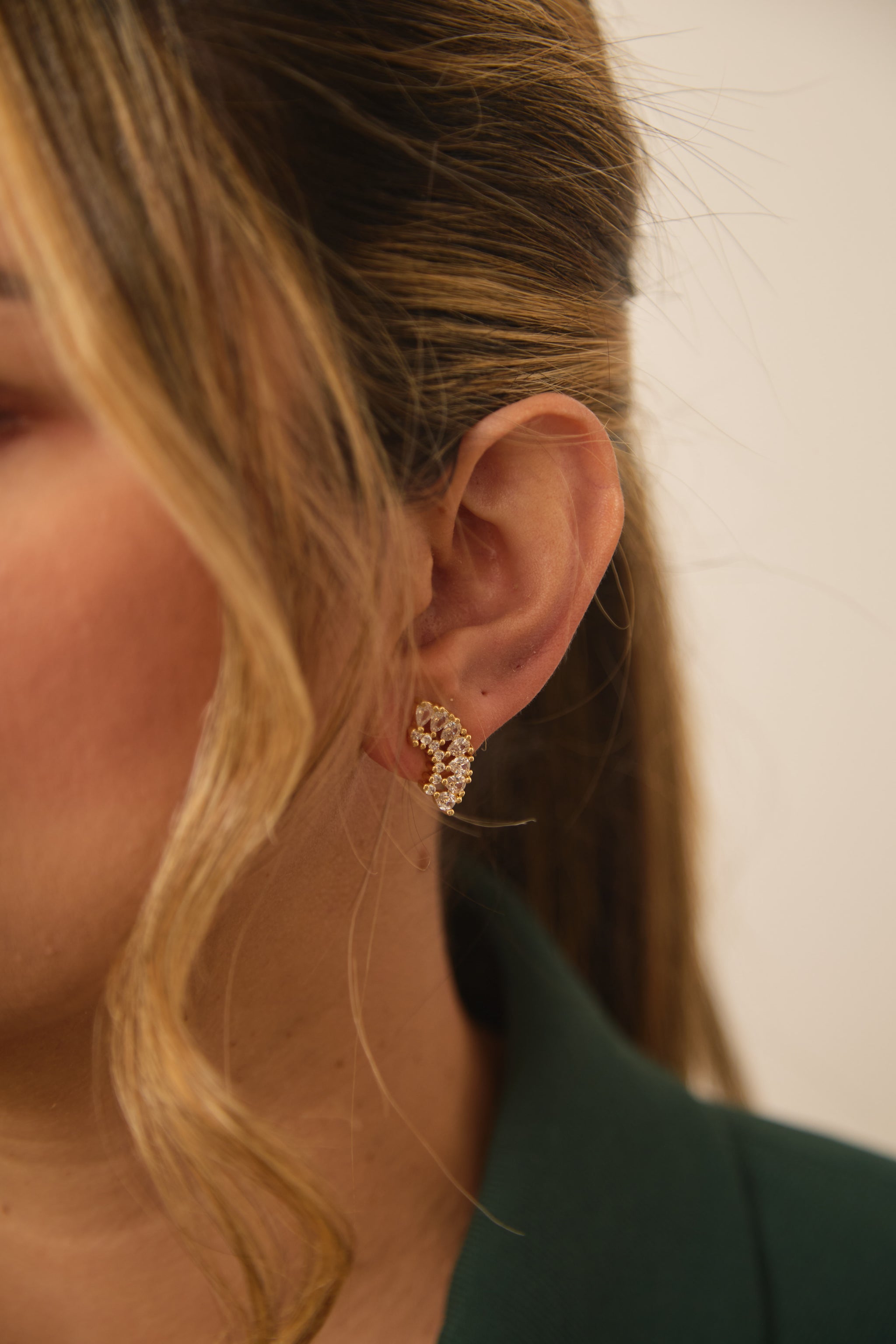 Aretes Isabella Blanca